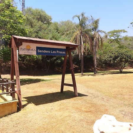 פואנגירולה Apartamento Las Brisas מראה חיצוני תמונה