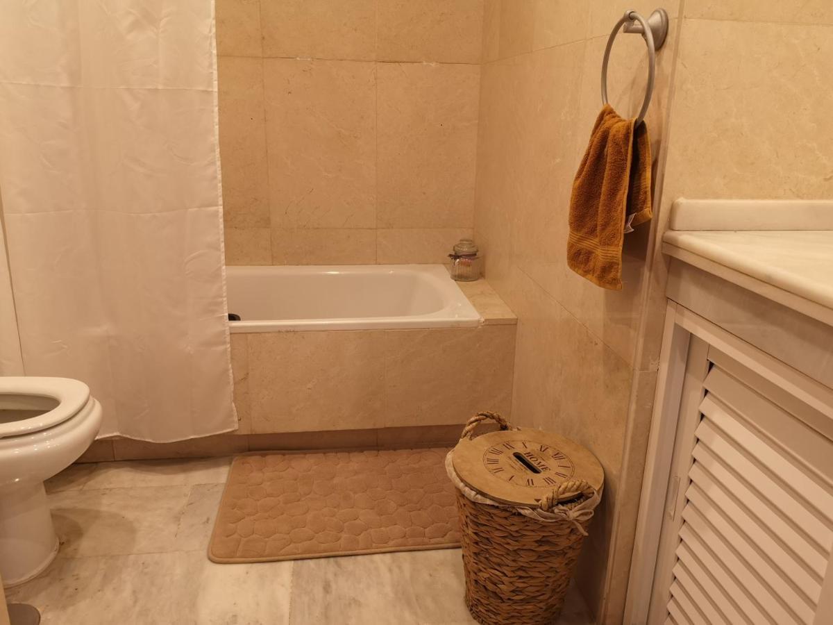 פואנגירולה Apartamento Las Brisas מראה חיצוני תמונה