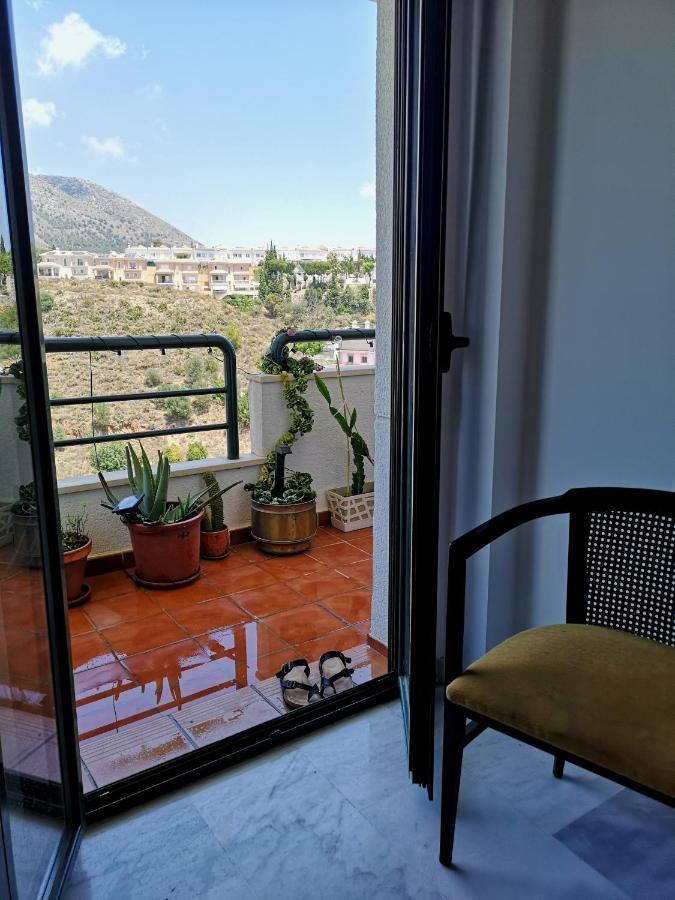 פואנגירולה Apartamento Las Brisas מראה חיצוני תמונה
